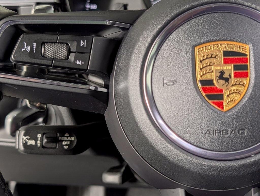 Certified 2023 Porsche Macan S AWD/4WD image 35