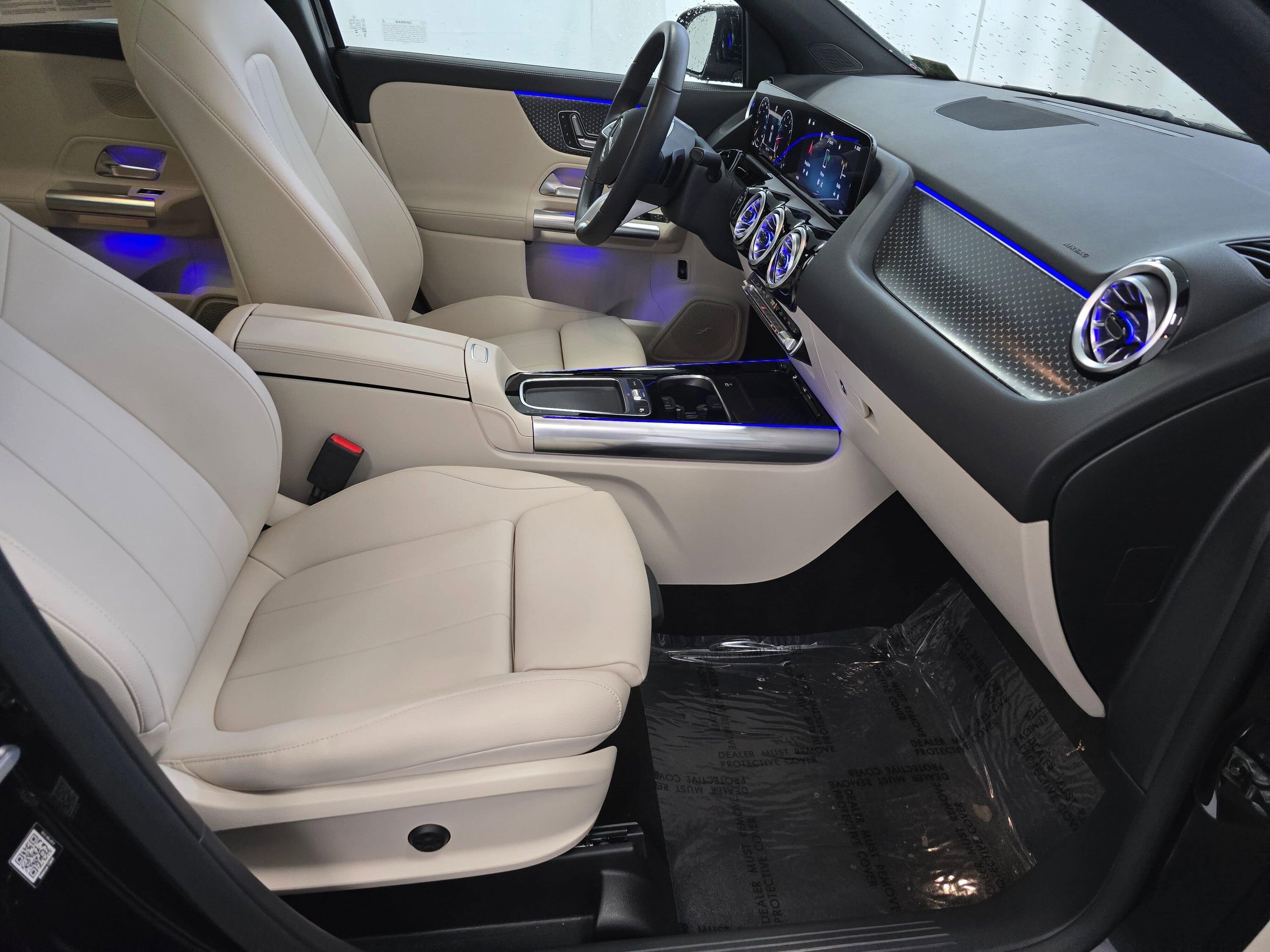 Used 2025 Mercedes-Benz GLA 250 4MATIC image 22