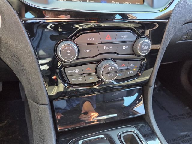 Certified 2023 Chrysler 300 S image 27