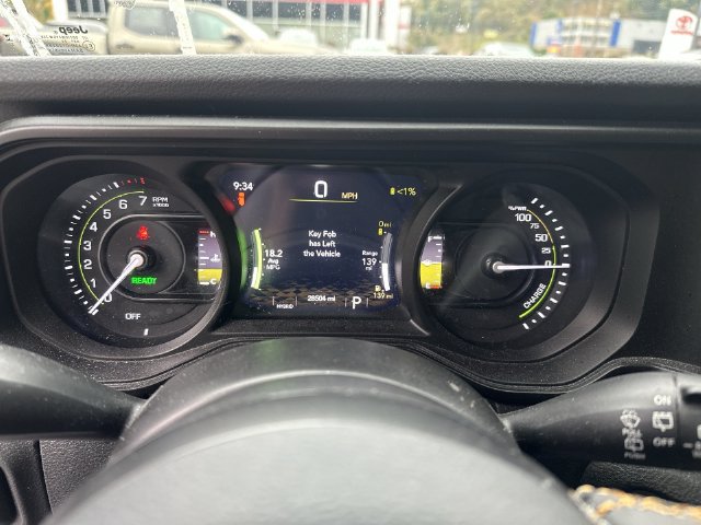 Used 2024 Jeep Wrangler Unlimited AWD/4WD image 12