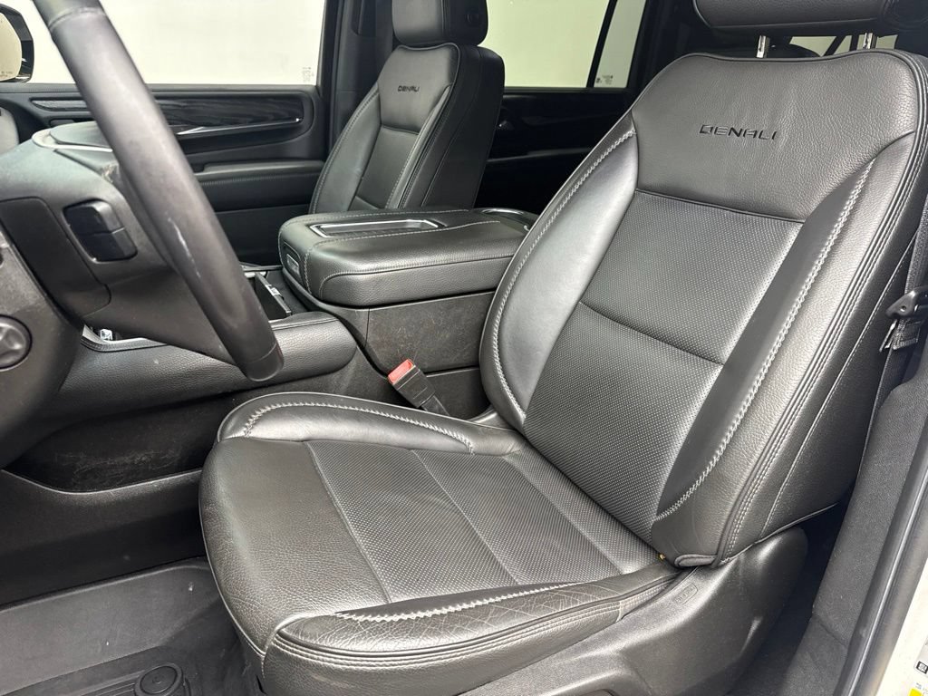Used 2022 GMC Yukon XL Denali AWD/4WD image 20