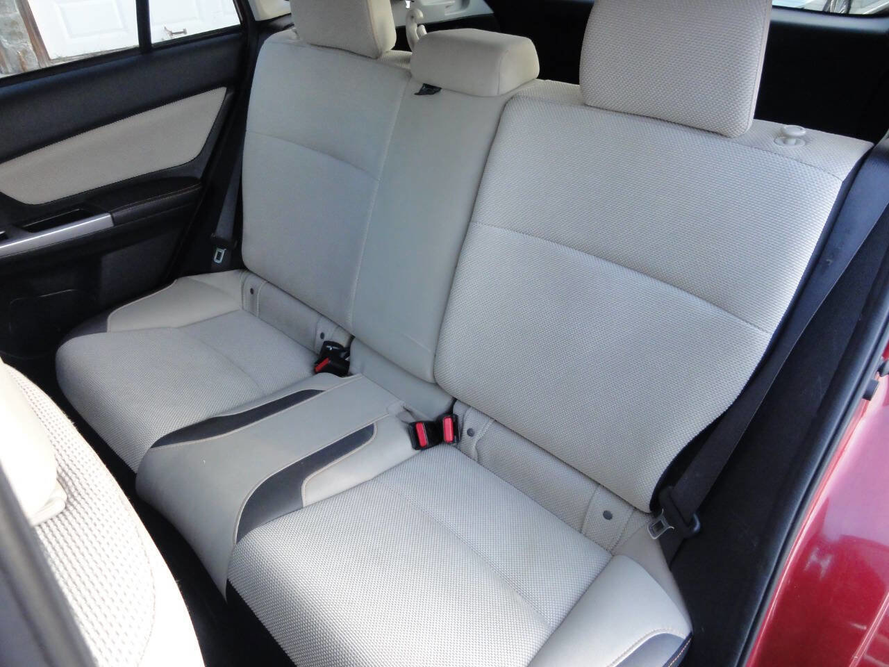 Used 2017 Subaru Crosstrek 2.0i Premium image 26