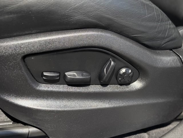 Used 2023 Porsche Cayenne GTS AWD/4WD image 16