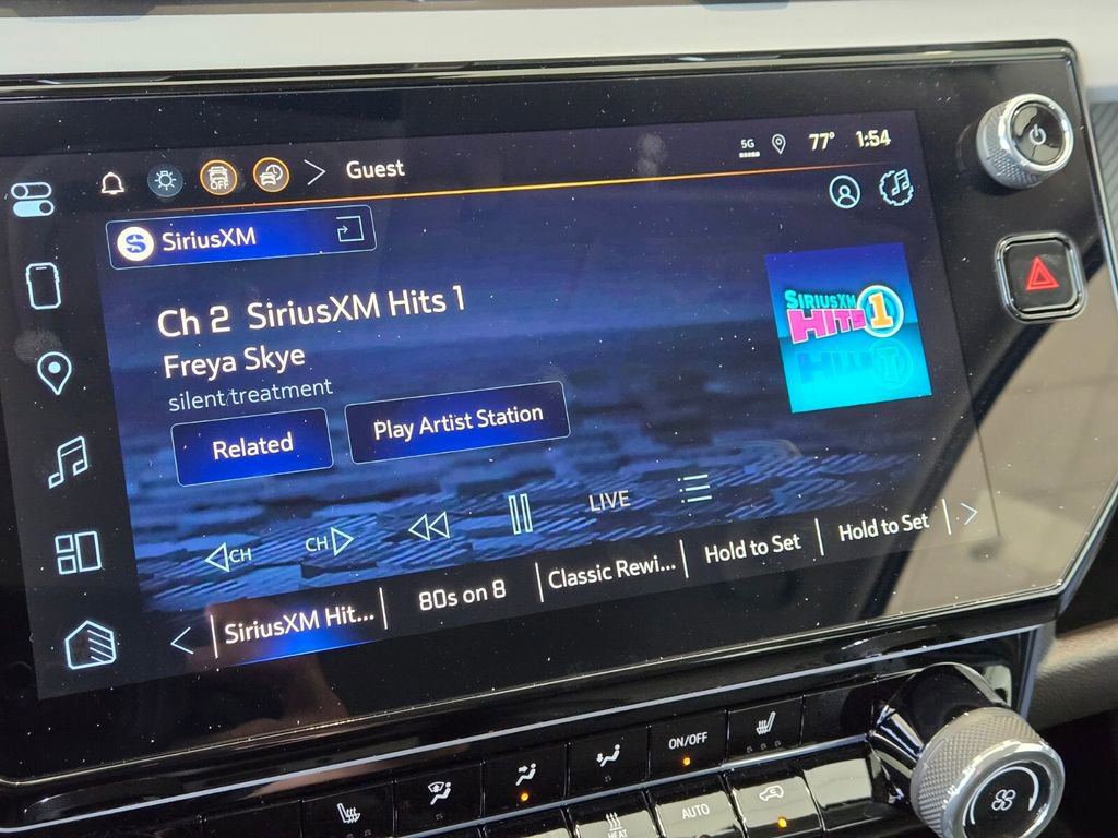 New 2027 Chevrolet Bolt LT w/ Comfort Package image 12