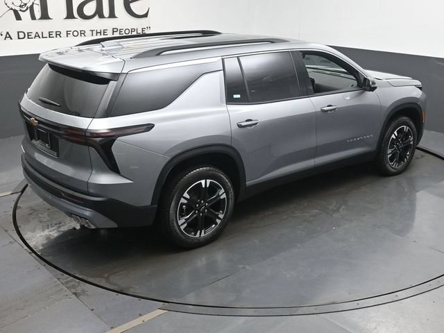 New 2027 Chevrolet Traverse LT w/ Sun and Wheel Package FWD image 19