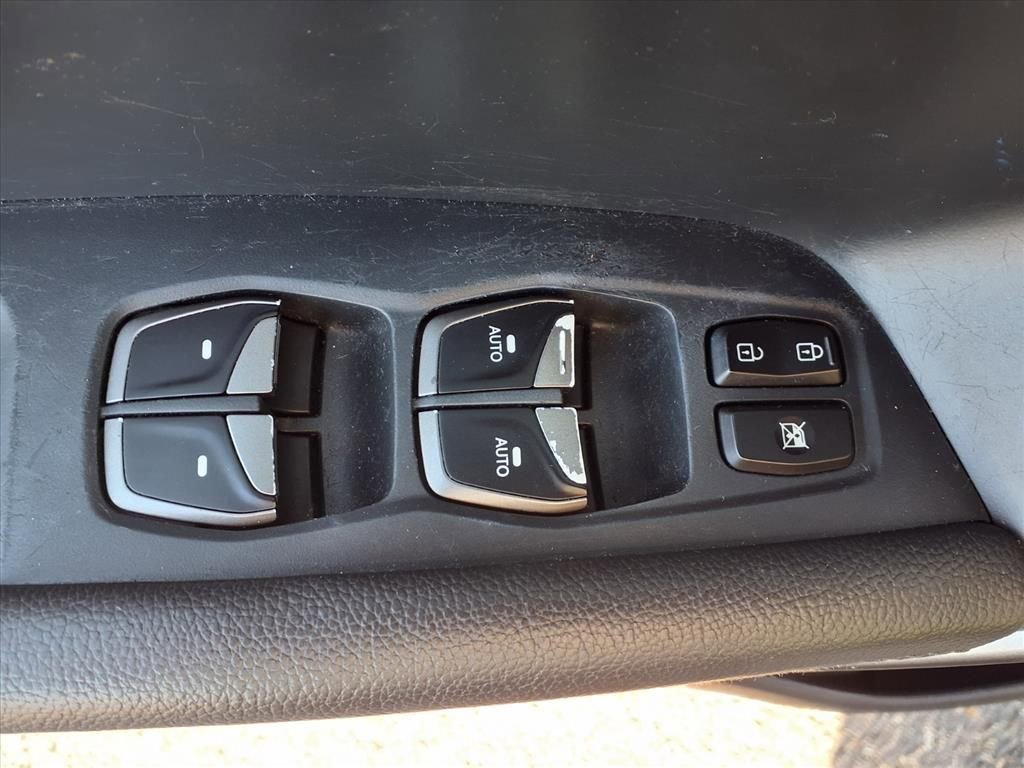 Used 2018 Hyundai Santa Fe Sport w/ 2.4L Value Package 02 image 11