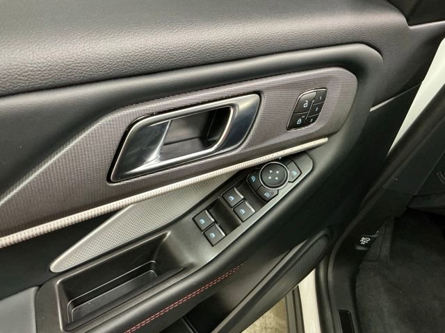 Used 2025 Ford Explorer ST w/ Sun And Sound Package image 16