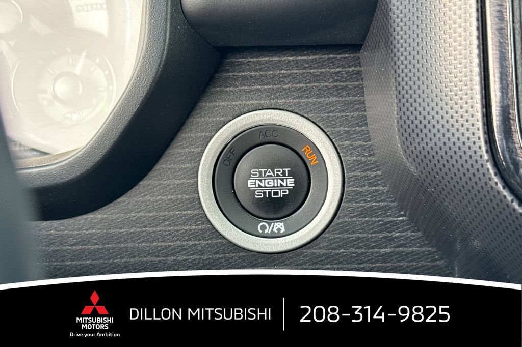 Used 2022 RAM 1500 Limited w/ Body Color Bumper Group AWD/4WD image 25