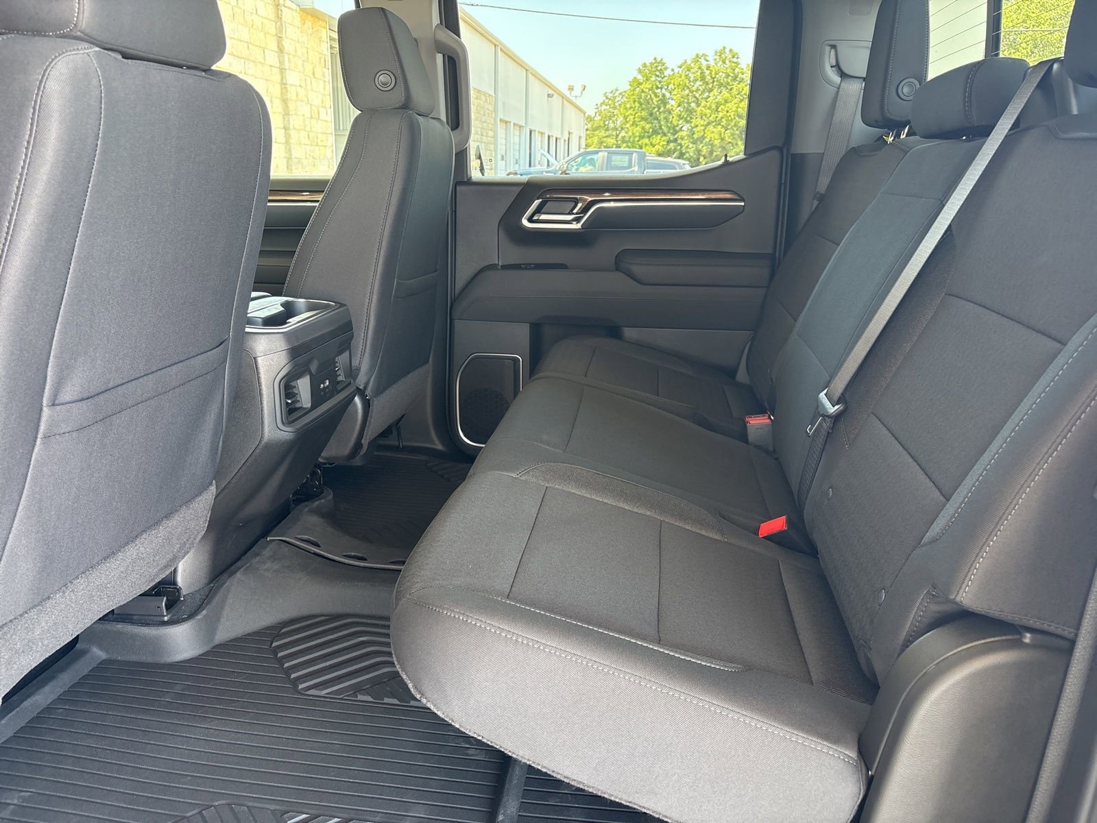 New 2026 Chevrolet Silverado 1500 LT w/ Z71 Off-Road Package image 7