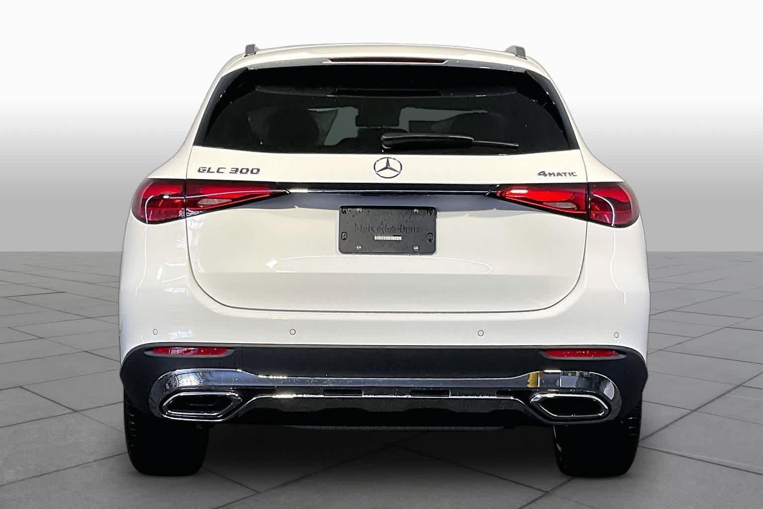 New 2027 Mercedes-Benz GLC 300 4MATIC image 4