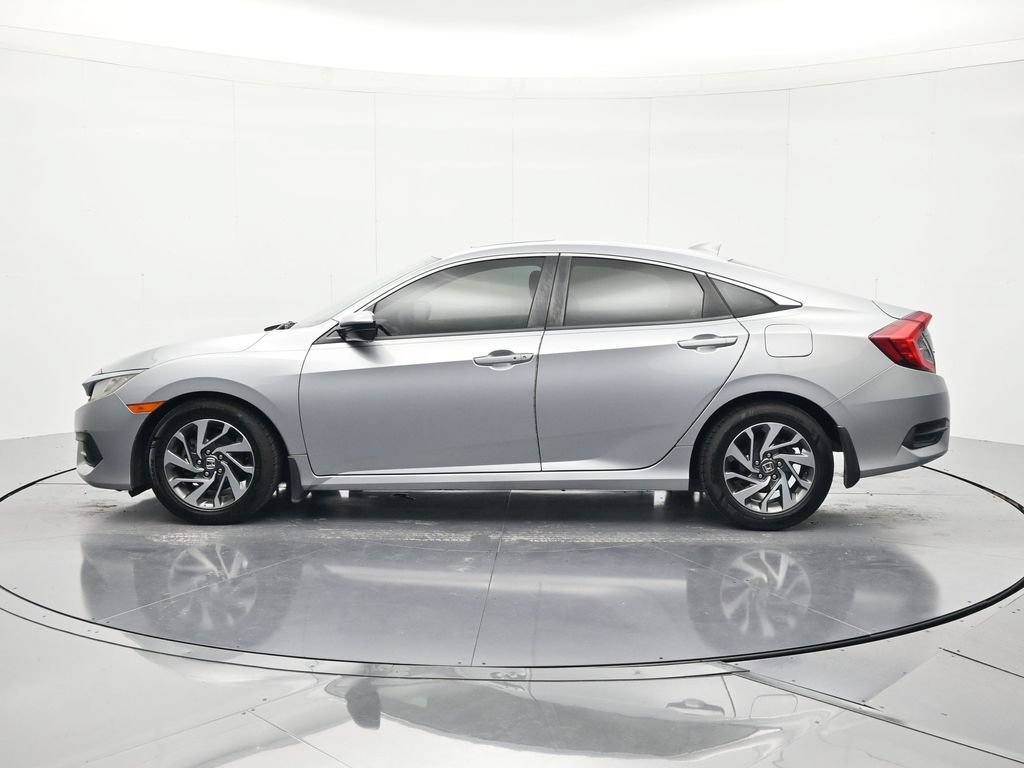 Used 2018 Honda Civic EX image 8