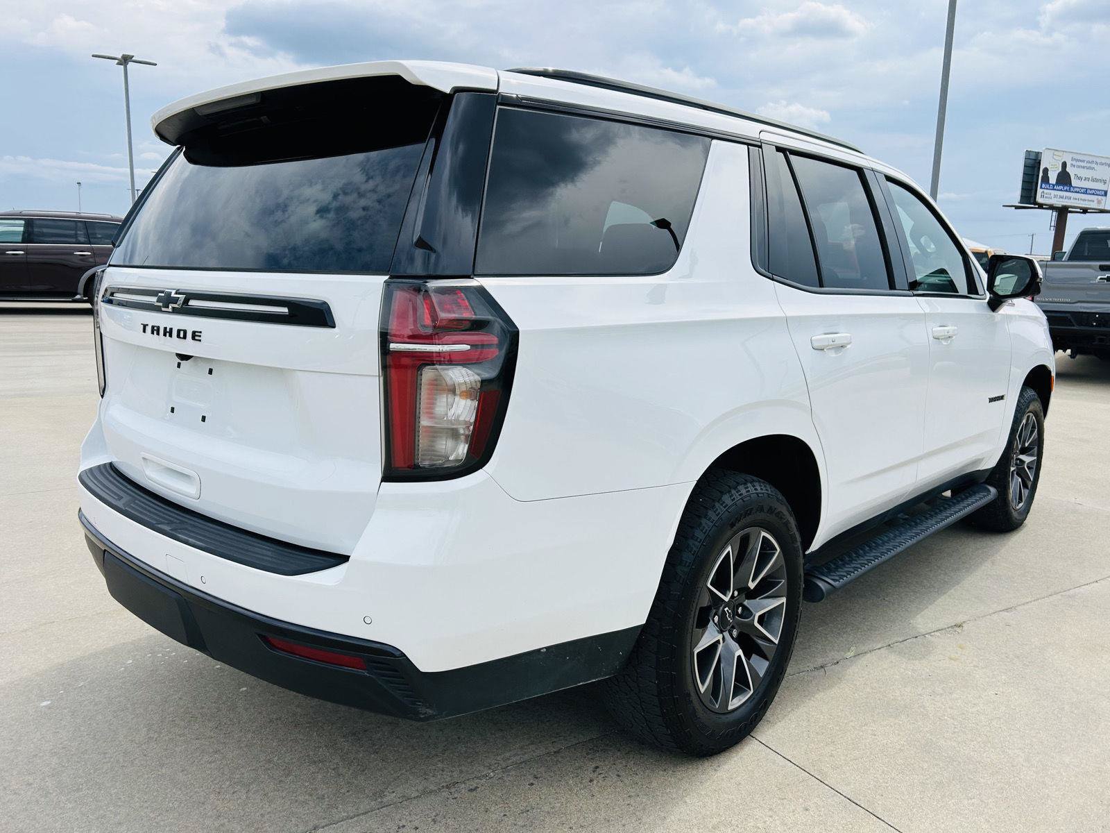Used 2023 Chevrolet Tahoe Z71 w/ Luxury Package AWD/4WD image 47