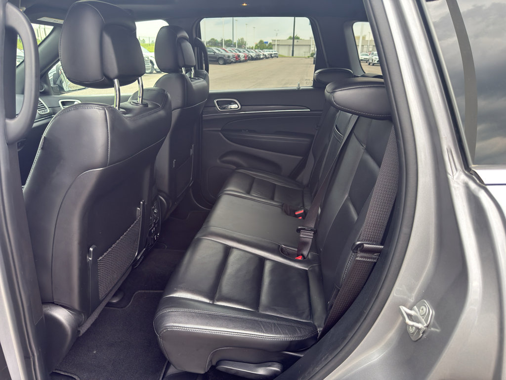 Used 2020 Jeep Grand Cherokee Limited AWD/4WD image 11