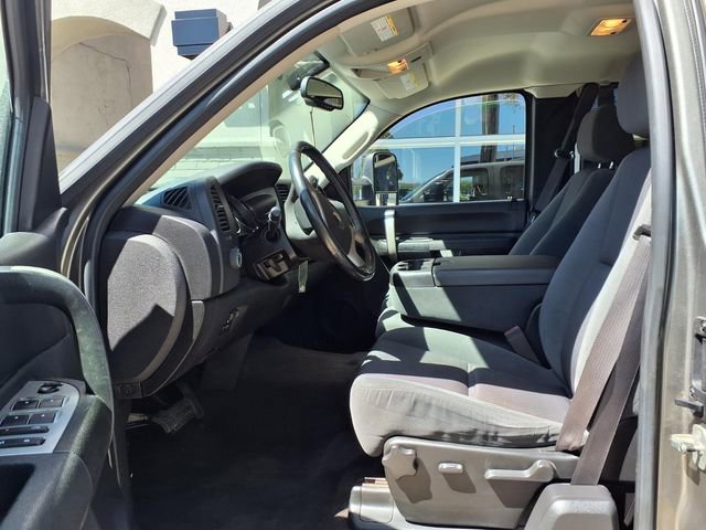 Used 2009 Chevrolet Silverado 2500 LT w/ Exterior Plus Package AWD/4WD image 14
