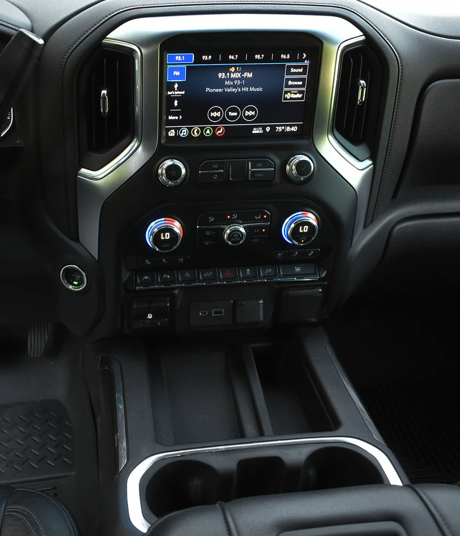 Used 2019 GMC Sierra 1500 SLT w/ SLT Premium Plus Package AWD/4WD image 15