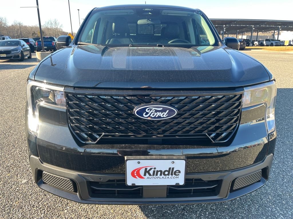 New 2026 Ford Maverick Lariat w/ Black Appearance Package image 2