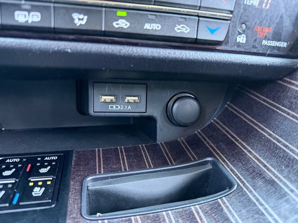 Used 2020 Lexus RX 450h AWD w/ Luxury Package image 23