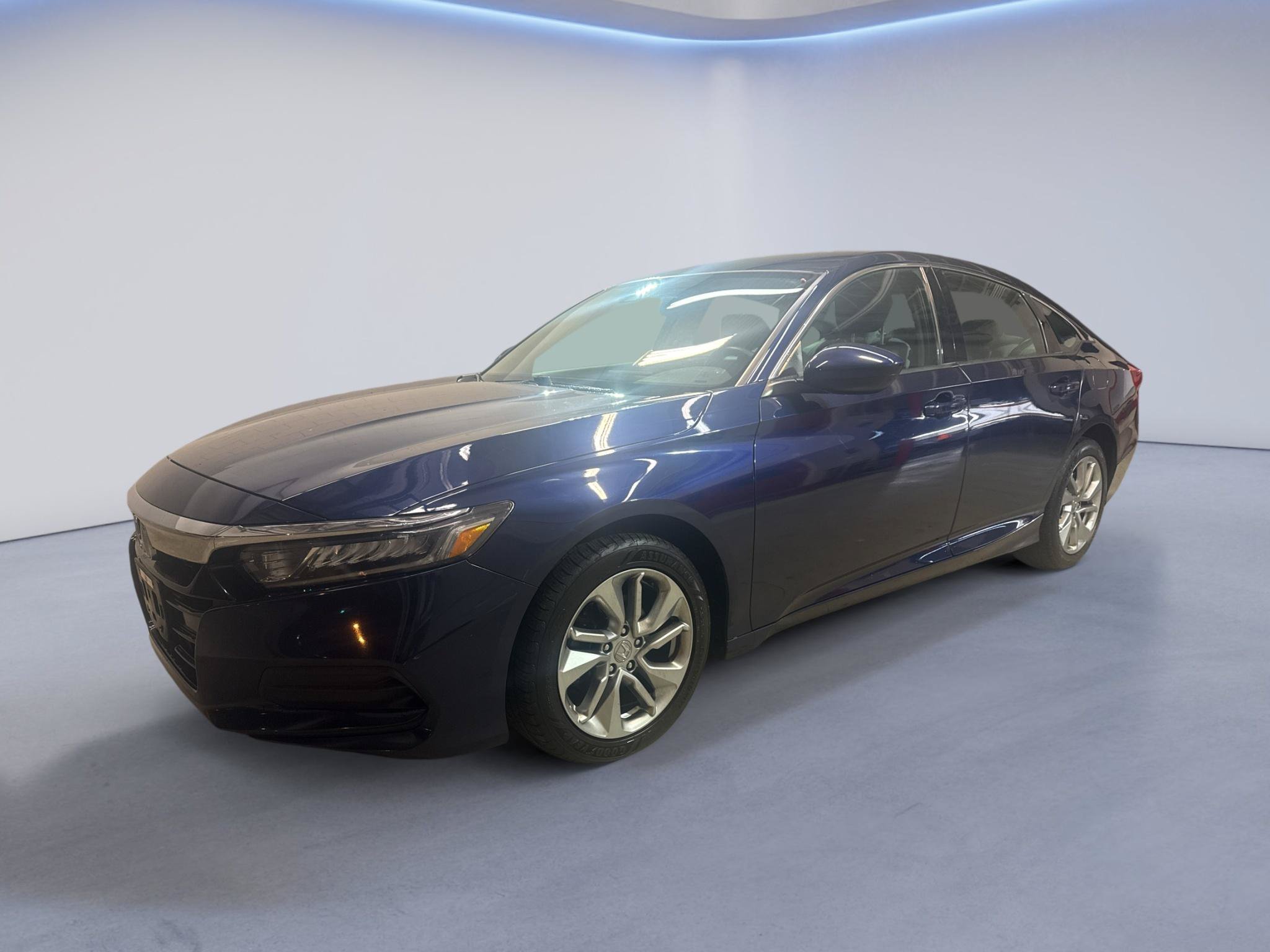 Used 2018 Honda Accord LX image 3