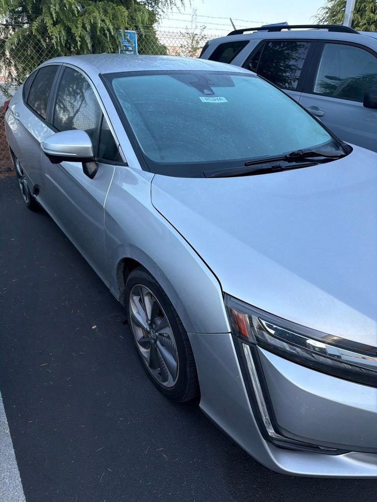 Used 2018 Honda Clarity Touring image 3