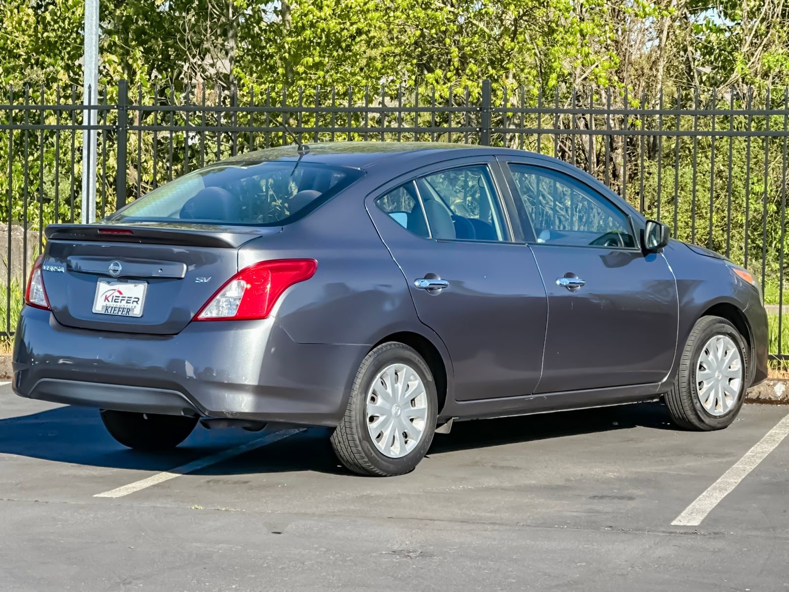 Used 2017 Nissan Versa SV image 3