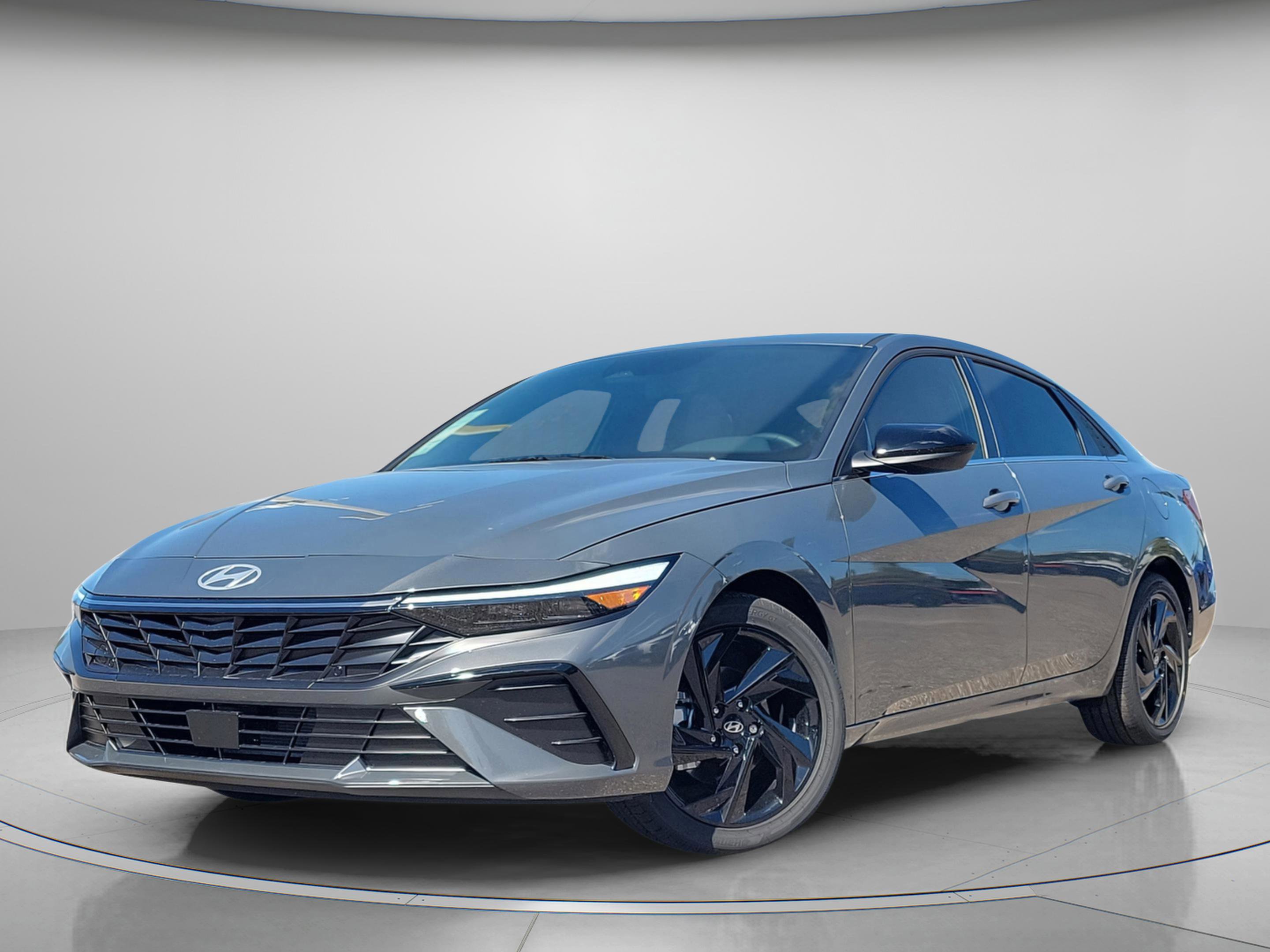 New 2026 Hyundai Elantra SEL Sport w/ Cargo Package image 3