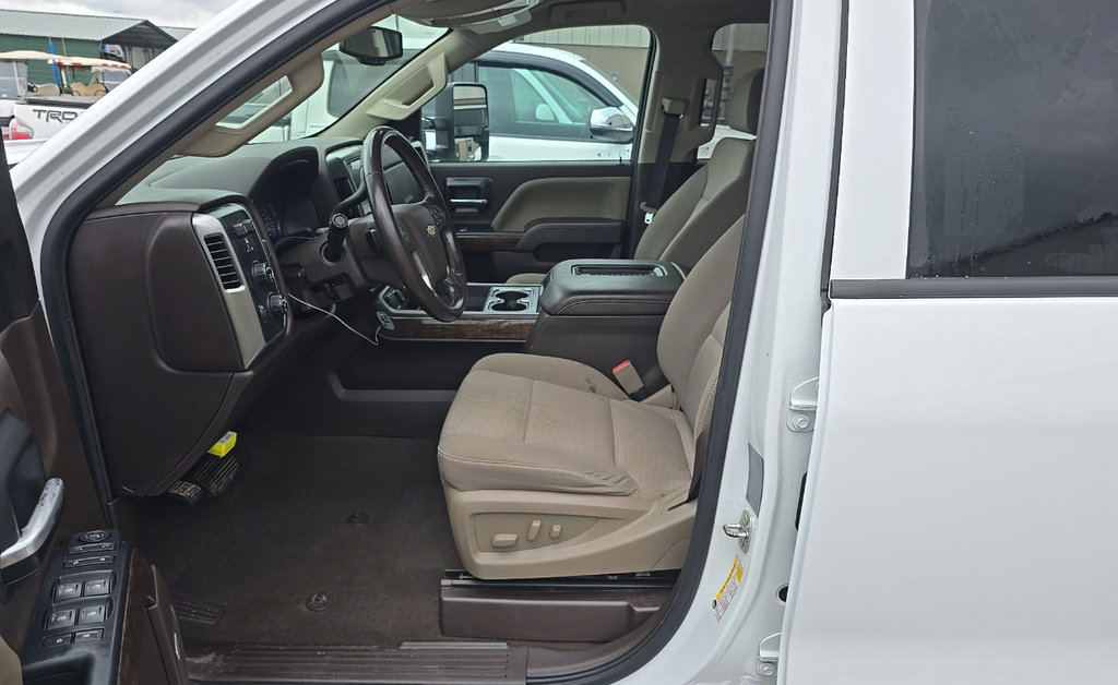 Used 2019 Chevrolet Silverado 3500 LT w/ LT Convenience Package AWD/4WD image 13