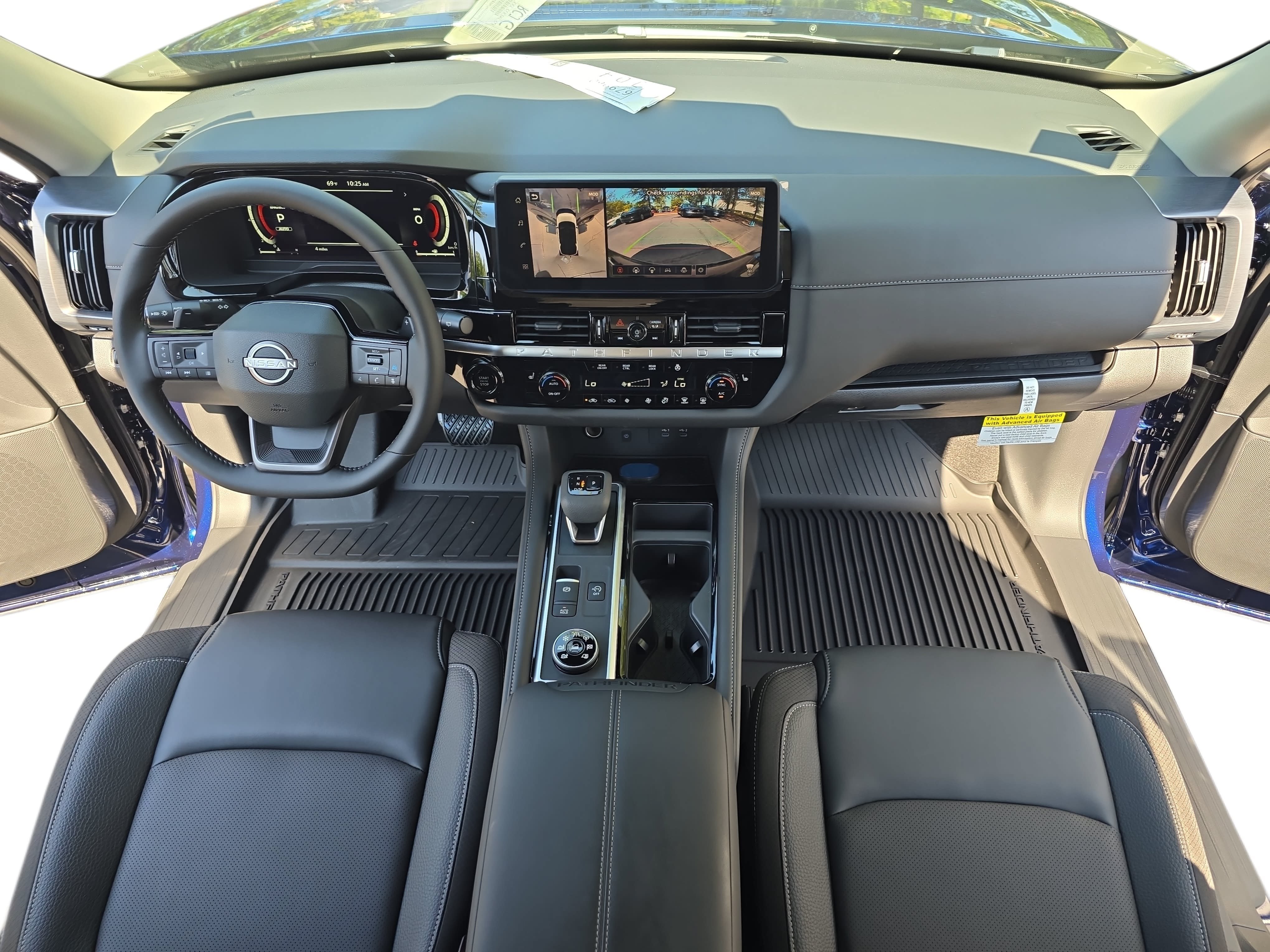 New 2026 Nissan Pathfinder SL AWD/4WD image 9