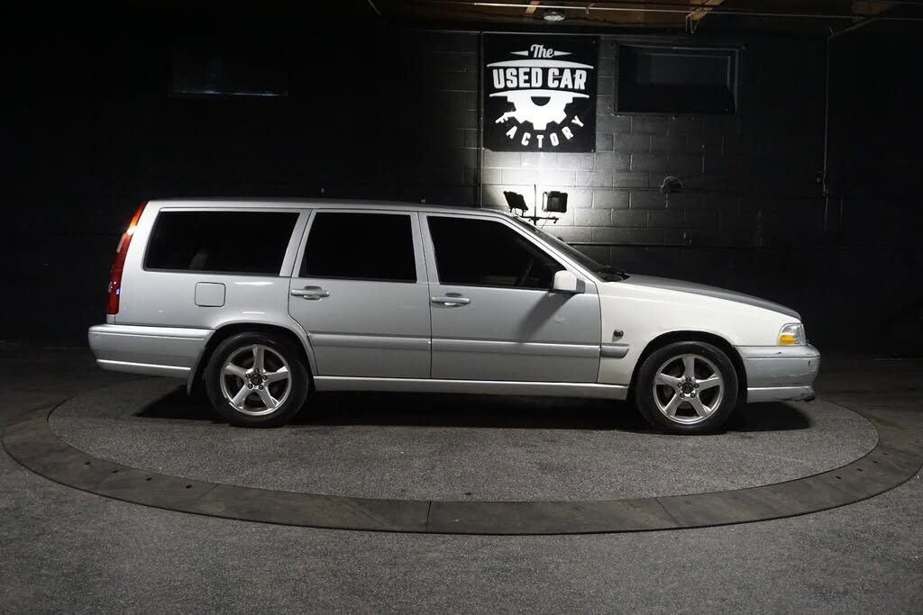 Used 1998 Volvo V70 R AWD/4WD image 7