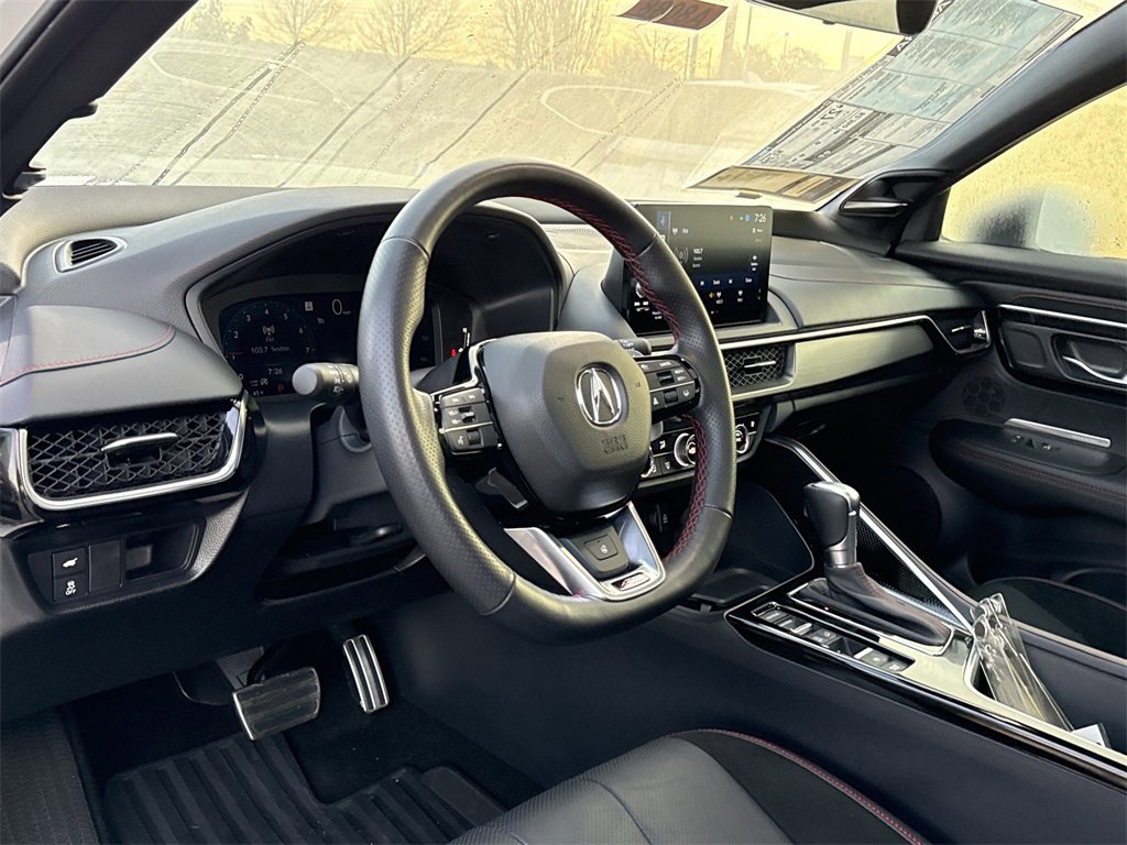 Used 2025 Acura ADX A-Spec image 10