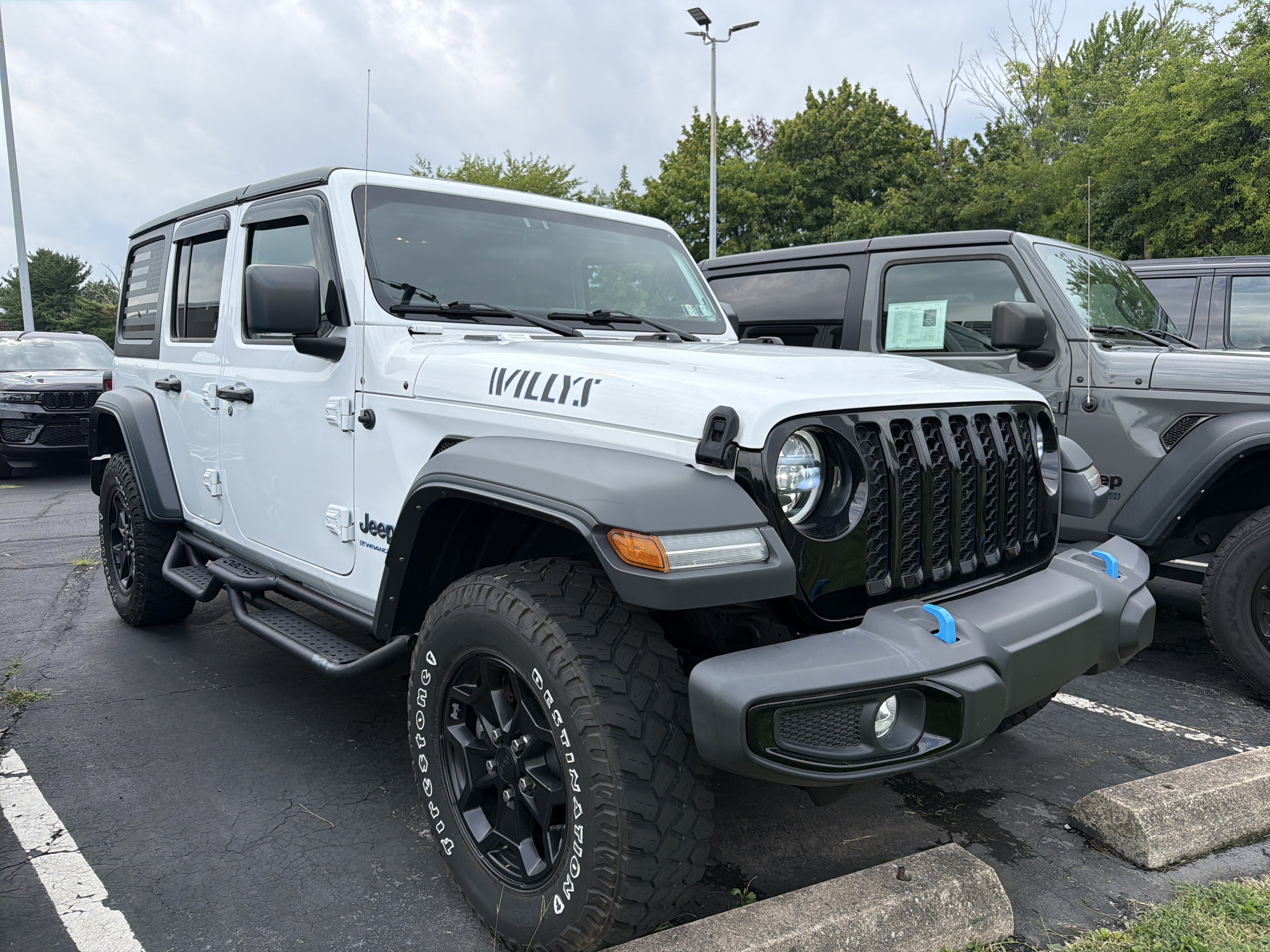 Used 2023 Jeep Wrangler Unlimited w/ Cold Weather Group