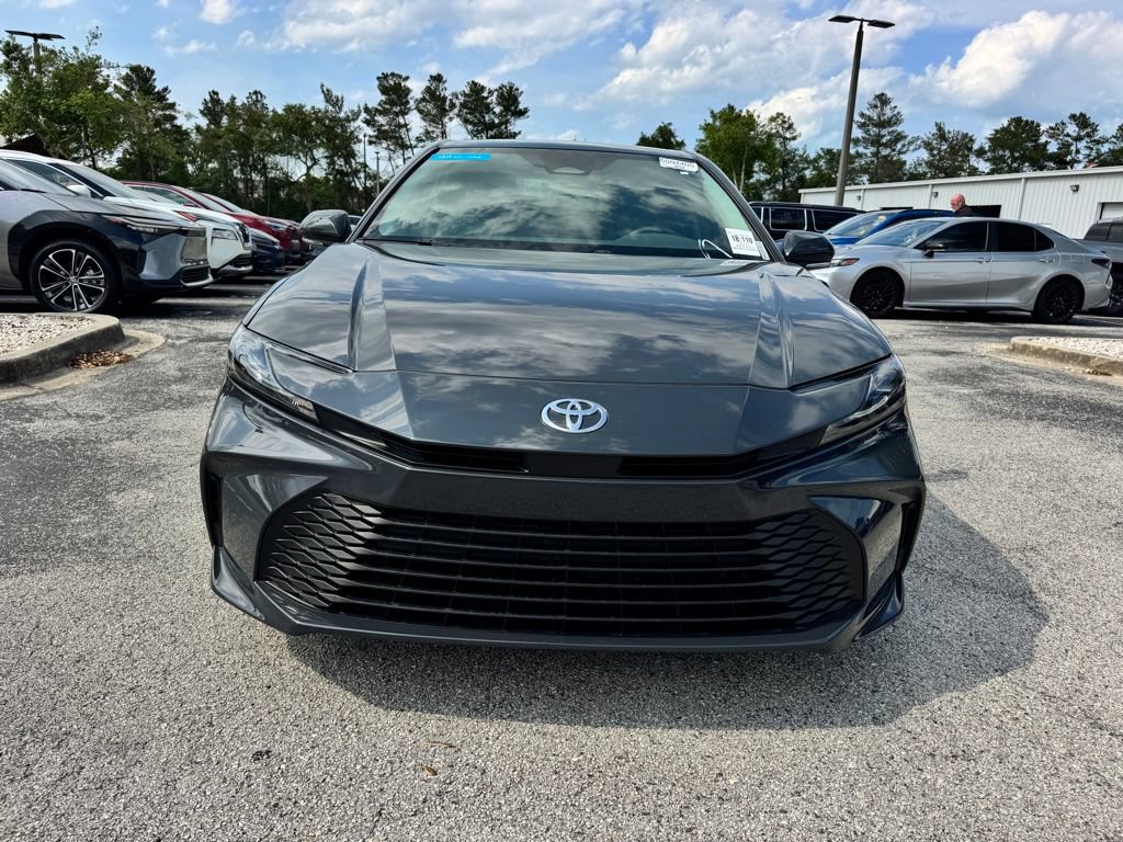 Used 2025 Toyota Camry LE w/ Convenience Package FWD image 2
