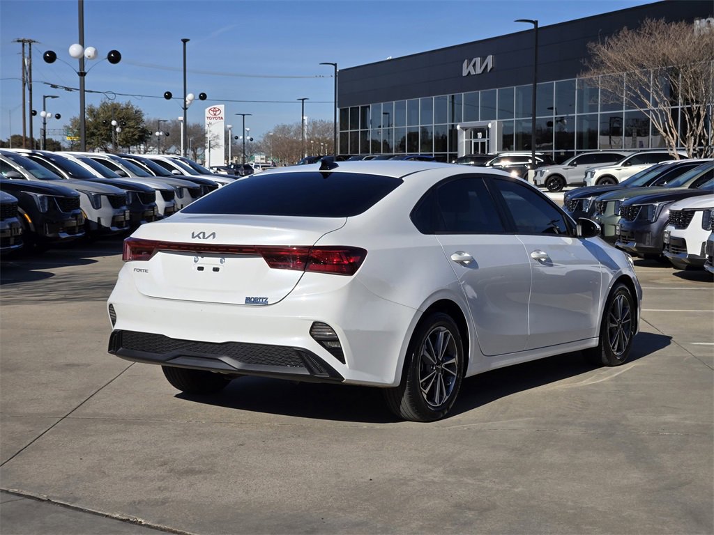 Certified 2024 Kia Forte LXS w/ LXS Technology Package image 4