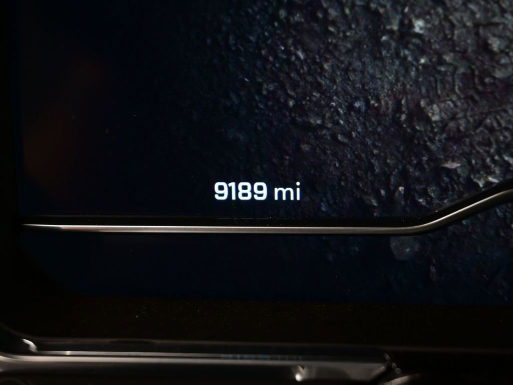 Used 2025 Chevrolet Silverado 1500 ZR2 w/ Technology Package image 13