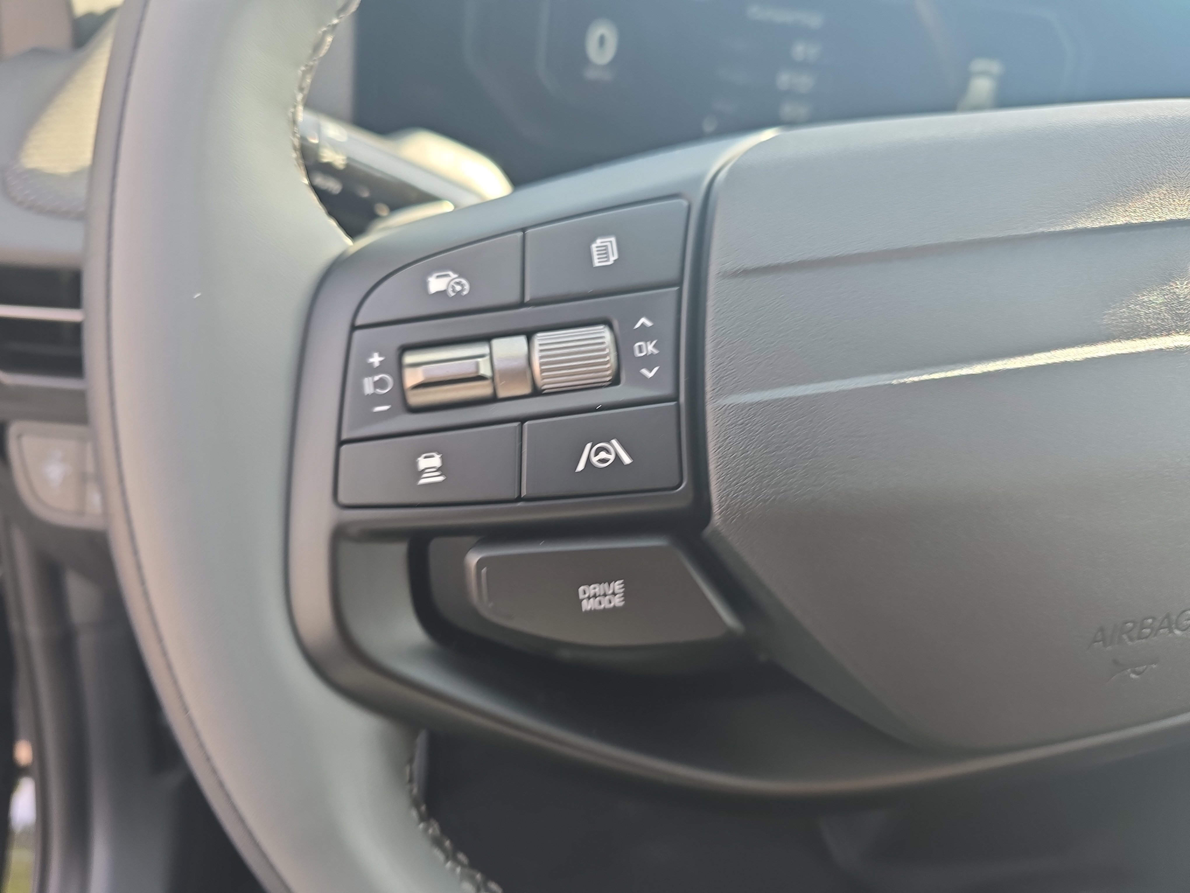 New 2025 Kia EV6 Wind image 16