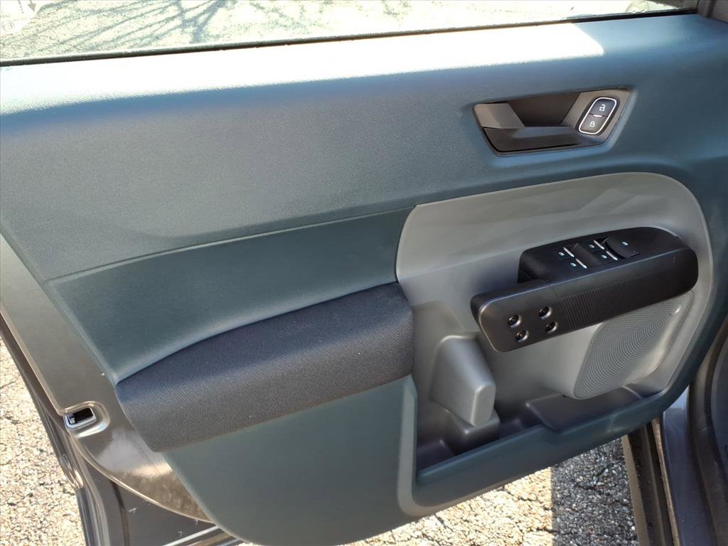 New 2026 Ford Maverick XL AWD/4WD image 9