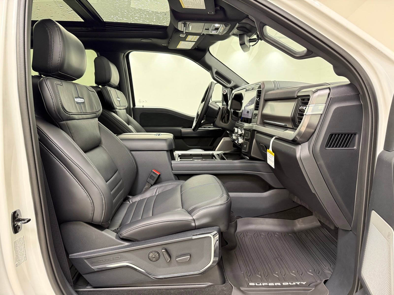 New 2026 Ford F350 Platinum image 38
