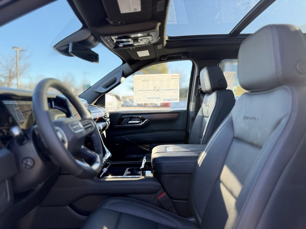 New 2026 GMC Yukon XL Denali image 16