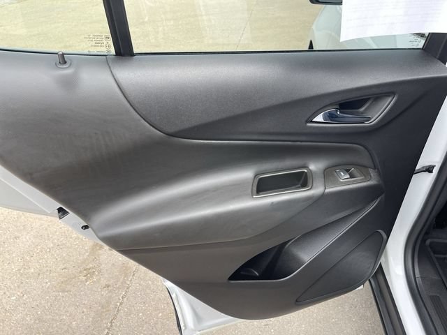 Used 2024 Chevrolet Equinox LT FWD image 12
