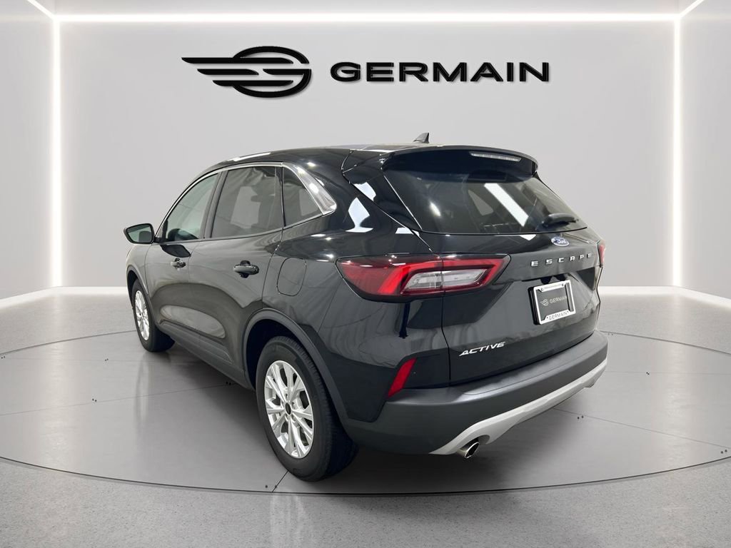 Certified 2024 Ford Escape Active w/ Cold Weather Package image 5