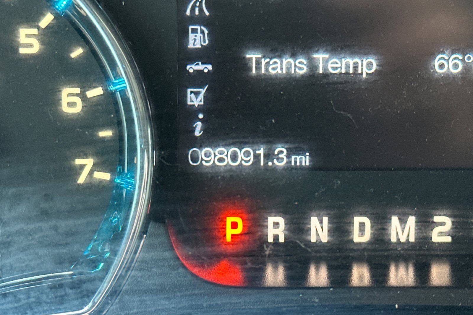 Used 2014 Ford F150 Lariat w/ Equipment Group 501A Mid image 39