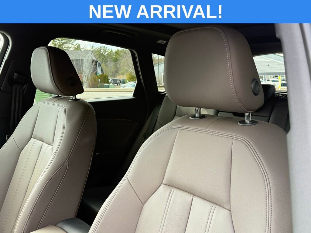 Used 2025 Audi Q5 Premium w/ Convenience Package image 29