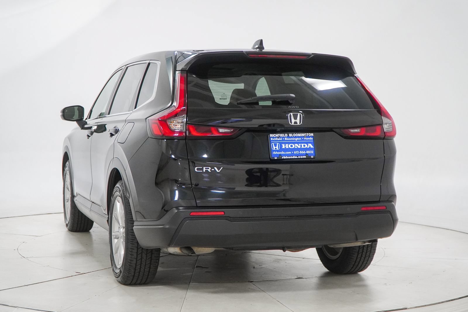 Used 2024 Honda CR-V EX-L image 8