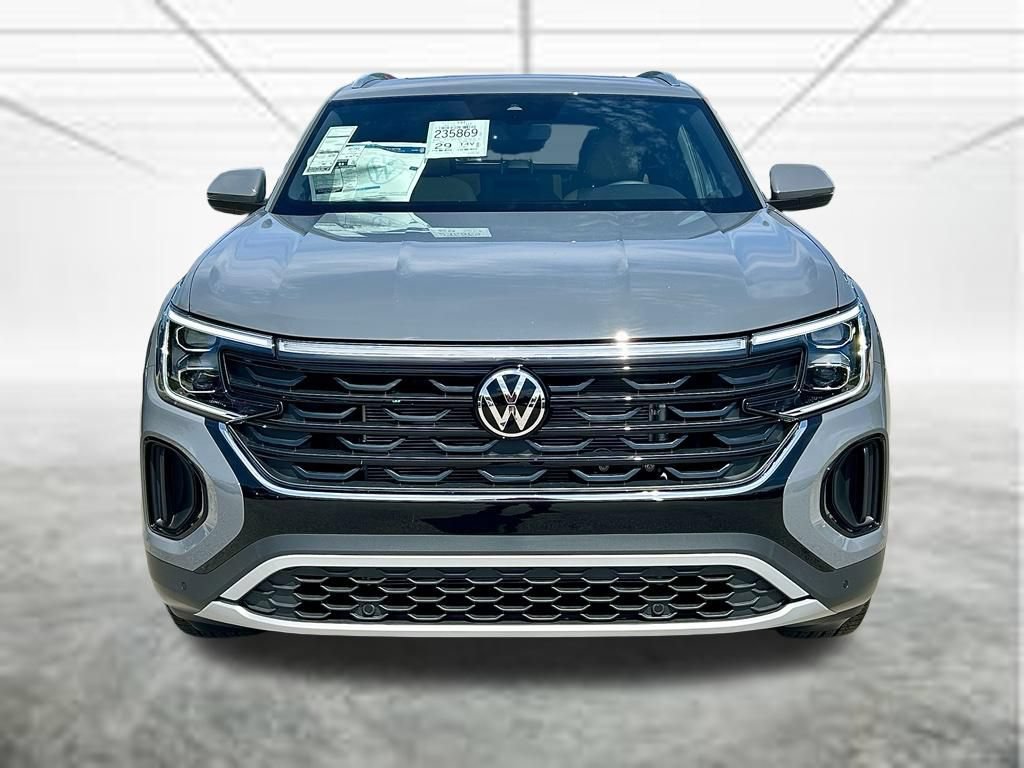 New 2026 Volkswagen Atlas Cross Sport SE FWD image 2