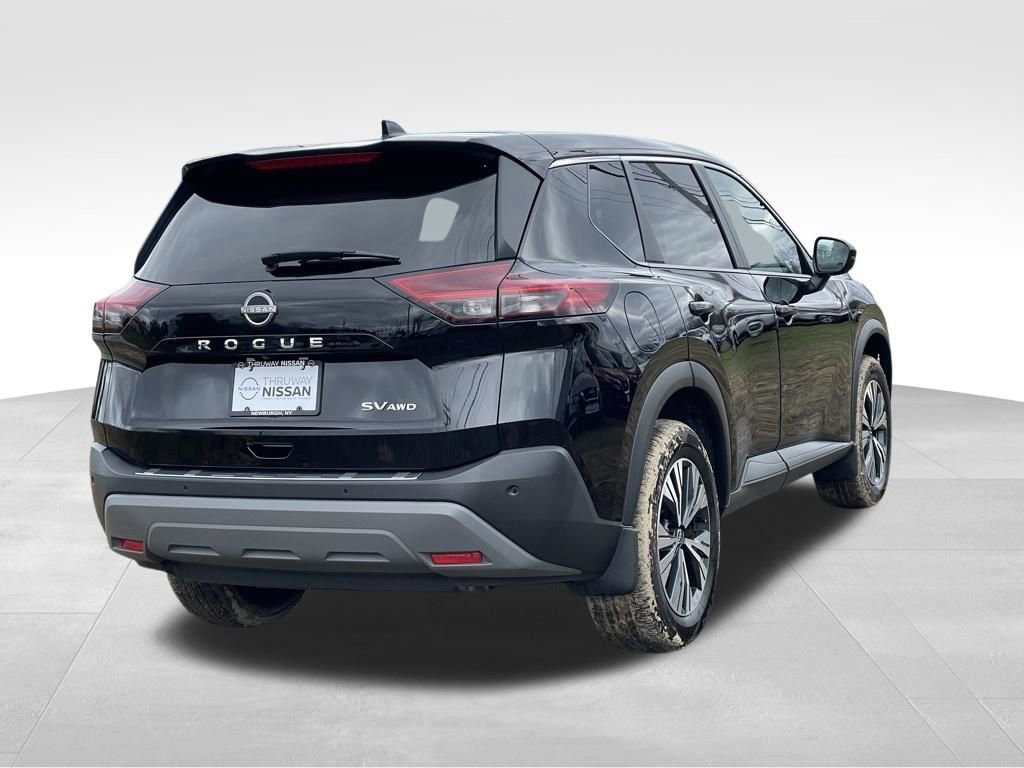 Certified 2022 Nissan Rogue SV w/ SV Premium Package image 4