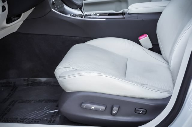 Used 2012 Lexus IS 250 w/ Premium Pkg Value Edition RWD image 11