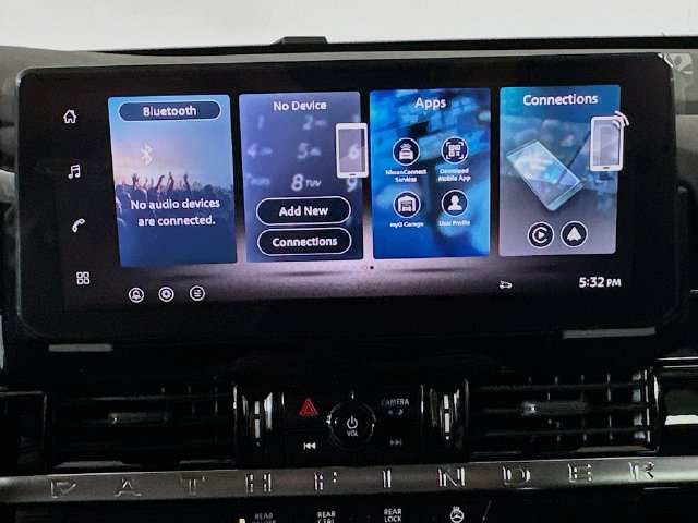 New 2026 Nissan Pathfinder SV w/ SV Premium Package FWD image 17