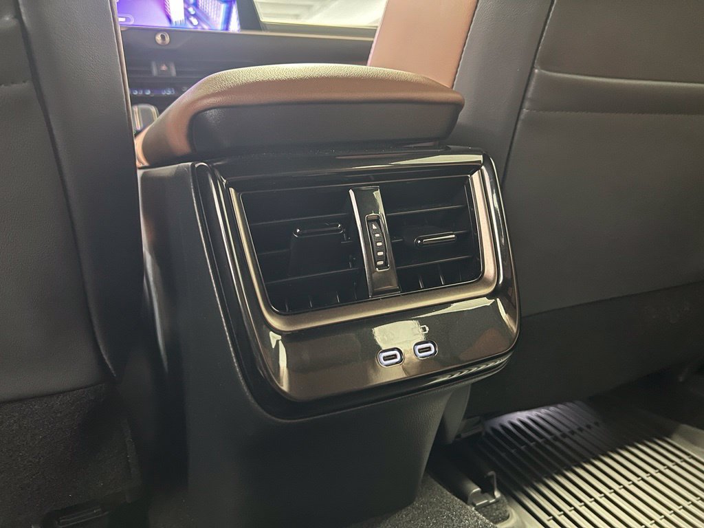 Certified 2026 Toyota Crown Signia AWD/4WD image 19