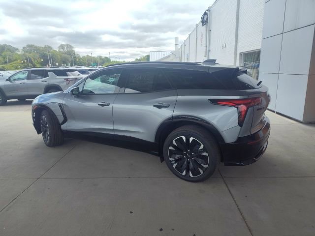 New 2025 Chevrolet Blazer EV RS FWD image 11