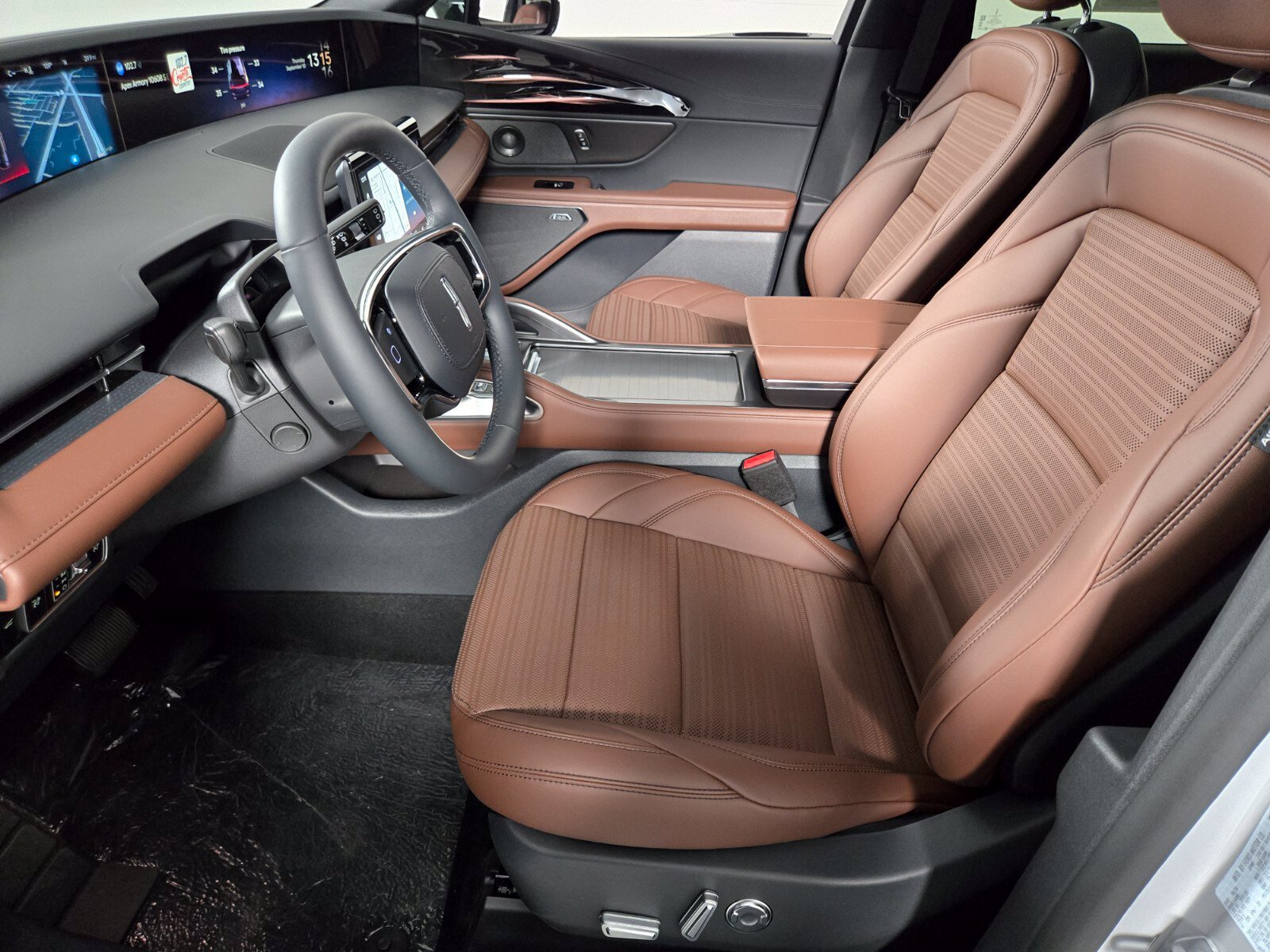 New 2026 Lincoln Nautilus Reserve w/ Jet Appearance Package AWD/4WD image 13