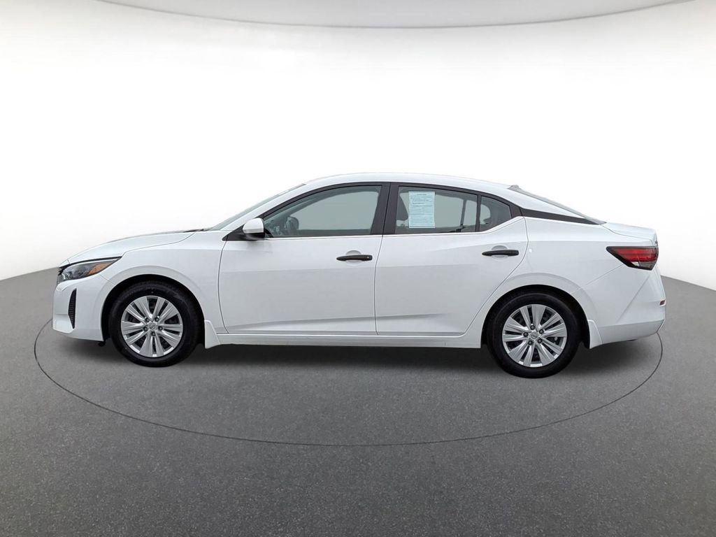 Used 2024 Nissan Sentra S image 8